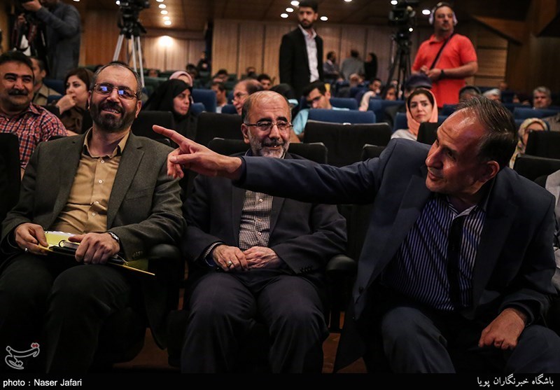 معرفی چهره سال انقلاب اسلامی سال95