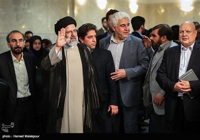 عبدالرضا رحمانی فضلی , شورای نگهبان , محمدباقر قالیباف , حسن روحانی , سید ابراهیم رئیسی , اسحاق جهانگیری , سیدمصطفی میرسلیم , هاشمی طبا , انتخابات ریاست‌جمهوری 96 , 