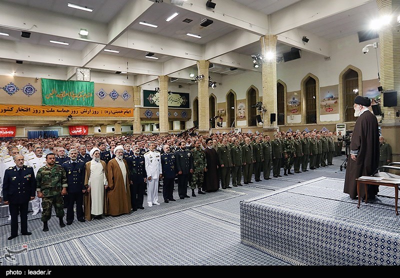 دیدار فرماندهان و کارکنان ارتش با رهبر معظم انقلاب