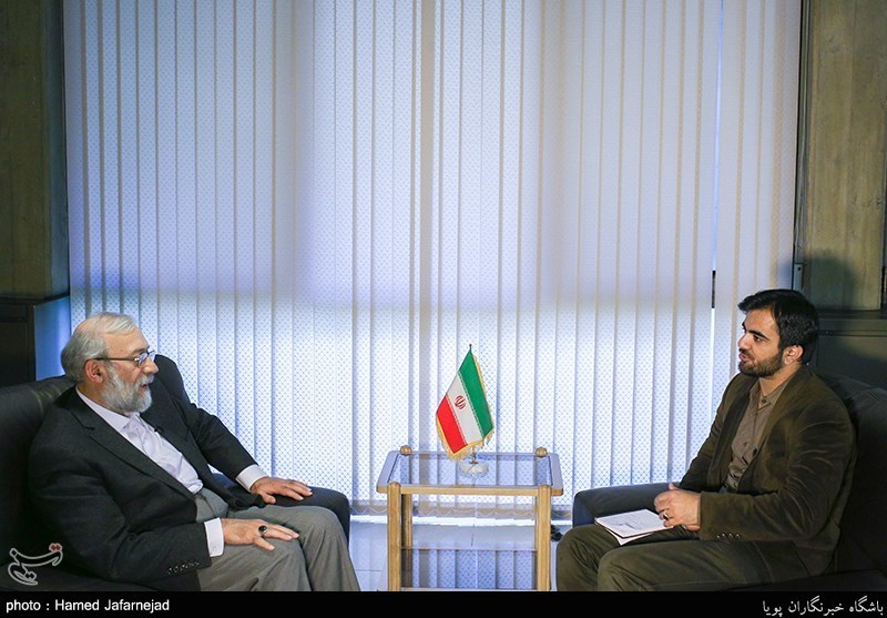 محمدجواد لاریجانی