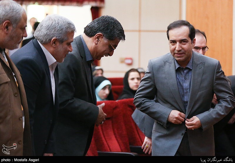 اختتامیه نخستین جشنواره مطبوعات و خبرگزاری‌های انجمن صنفی خبرنگاران و روزنامه‌نگاران ایران