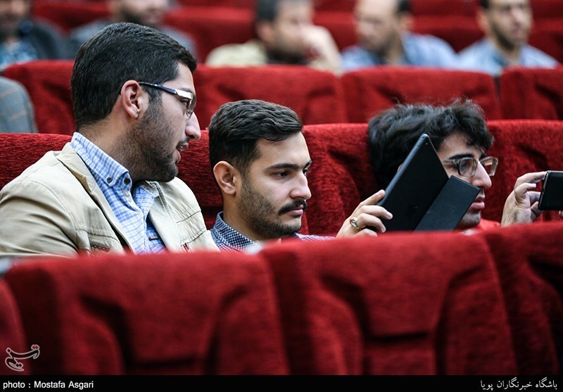 اختتامیه نخستین جشنواره مطبوعات و خبرگزاری‌های انجمن صنفی خبرنگاران و روزنامه‌نگاران ایران