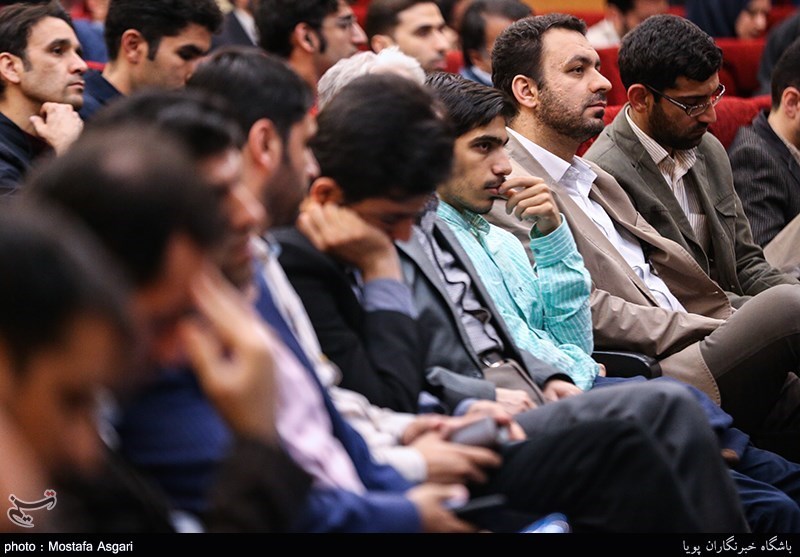 اختتامیه نخستین جشنواره مطبوعات و خبرگزاری‌های انجمن صنفی خبرنگاران و روزنامه‌نگاران ایران