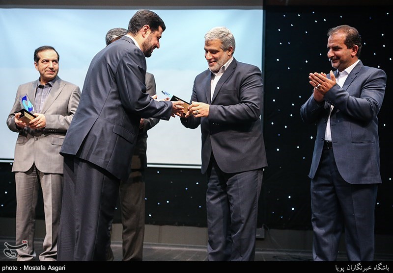 اختتامیه نخستین جشنواره مطبوعات و خبرگزاری‌های انجمن صنفی خبرنگاران و روزنامه‌نگاران ایران