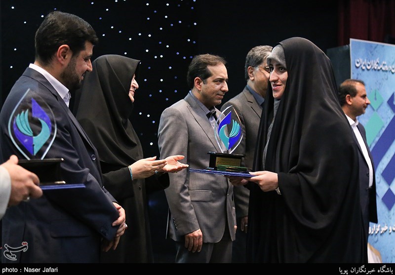 اختتامیه نخستین جشنواره مطبوعات و خبرگزاری‌های انجمن صنفی خبرنگاران و روزنامه‌نگاران ایران