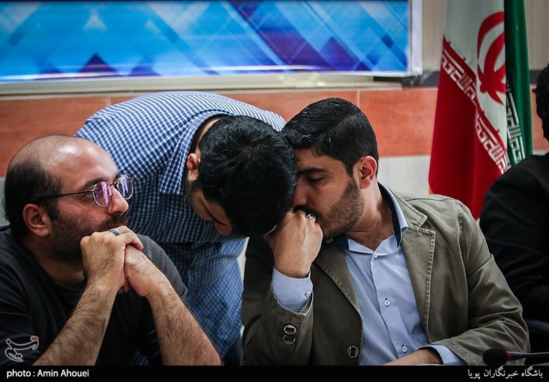 نشست عوامل سریال حوالی ماه