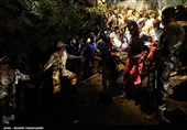 خارج کردن پیکر جانباختگان حادثه ریزش معدن - گلستان