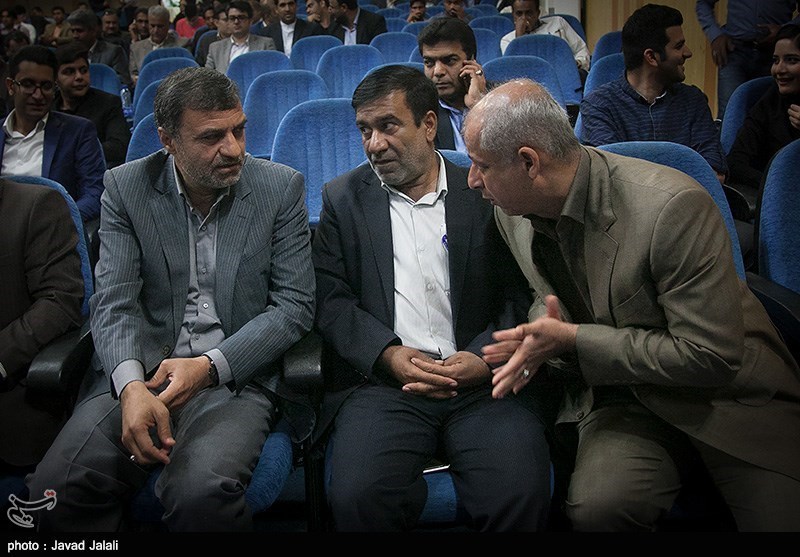 سومین نشست اعضای هیئت نظارت انتخابات شوراها در بندرعباس