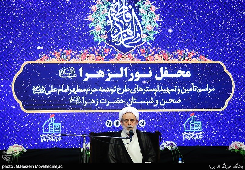 تامین لوسترهای طرح توسعه حرم امام علی(ع)