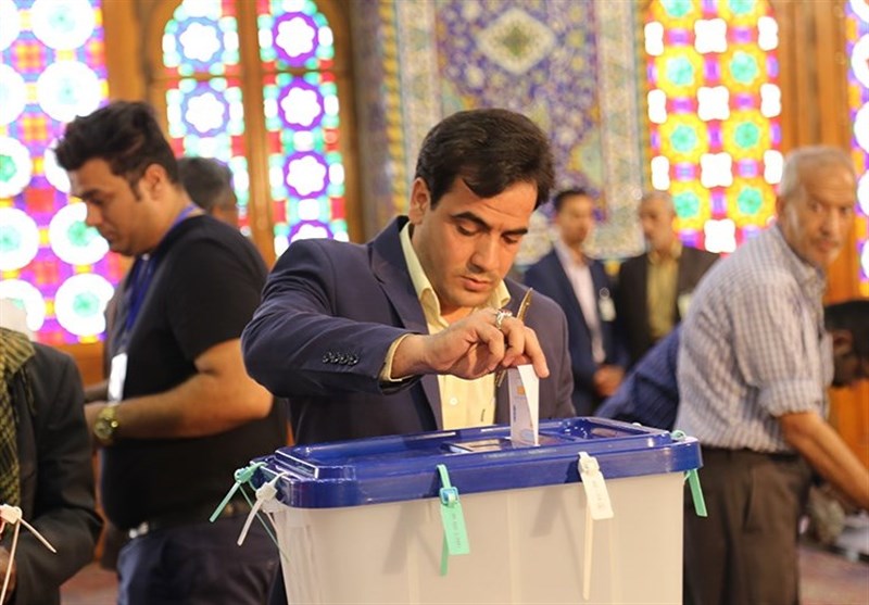 حضور پرشور مردم یزد در انتخابات