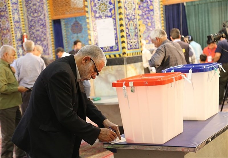 حضور پرشور مردم یزد در انتخابات