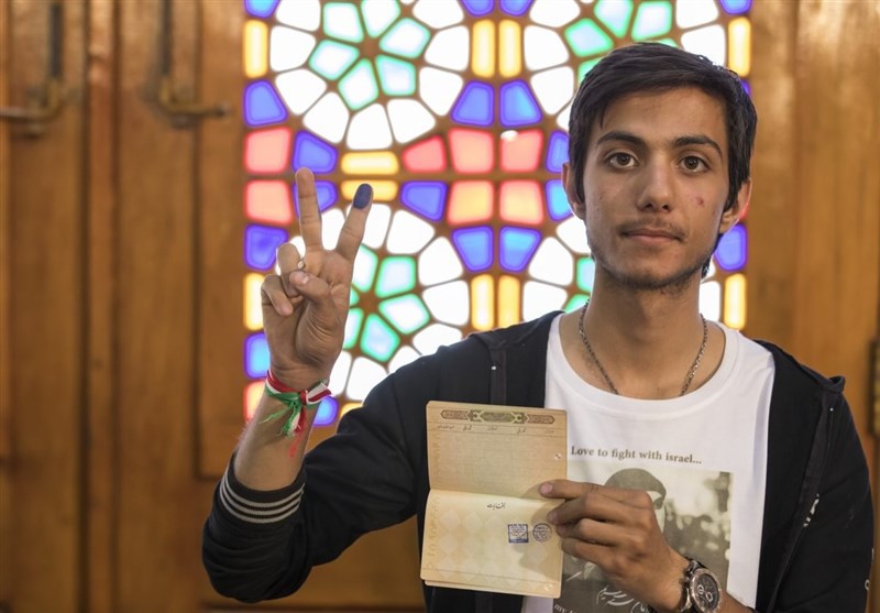 وی استاندار یزد میرمحمدی