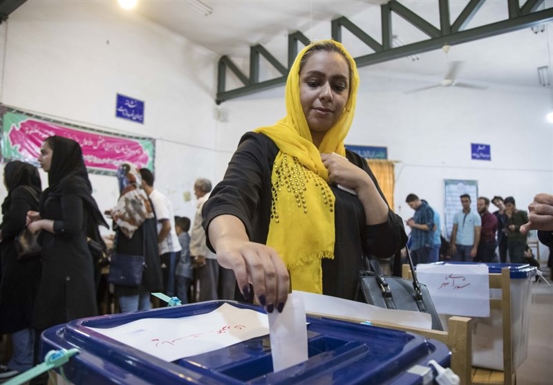 وی استاندار یزد میرمحمدی