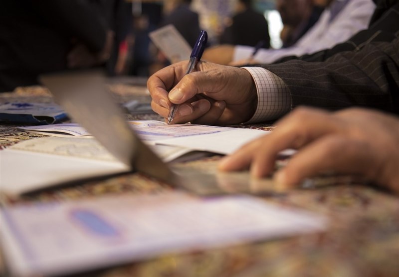 وی استاندار یزد میرمحمدی