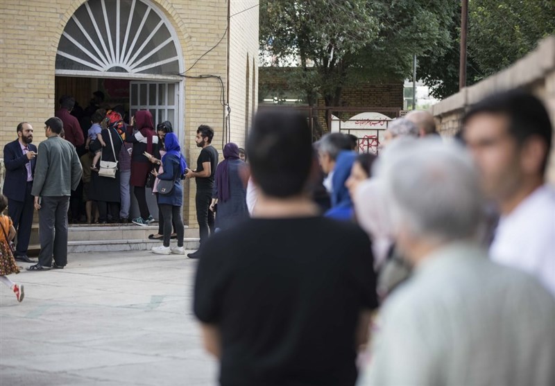 وی استاندار یزد میرمحمدی