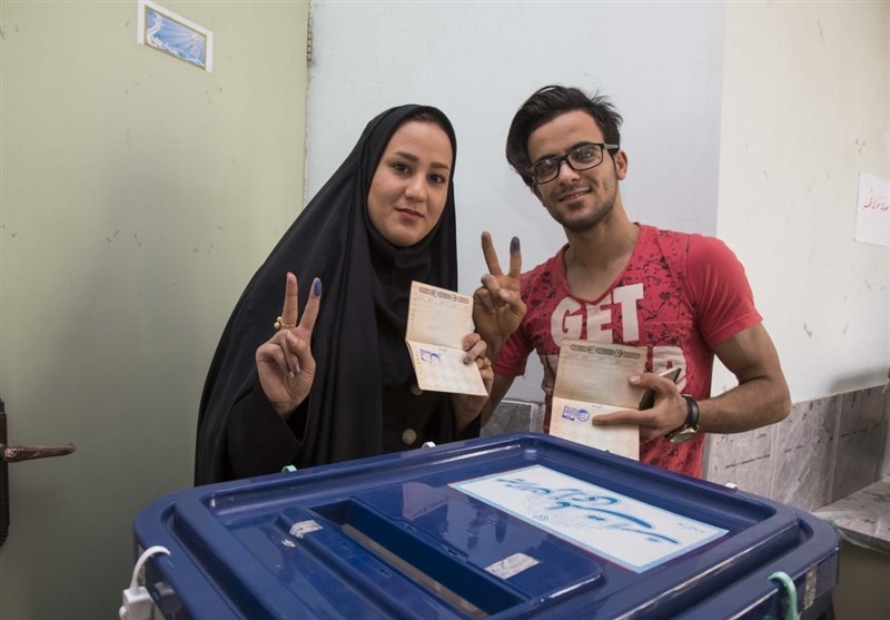 وی استاندار یزد میرمحمدی