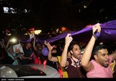شادی هواداران حسن روحانی پس از اعلام نتایج انتخابات