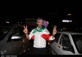 شادی هواداران حسن روحانی پس از اعلام نتایج انتخابات