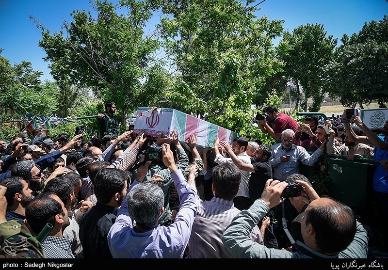 پیکر شهید مدافع حرم علیرضا قبادی