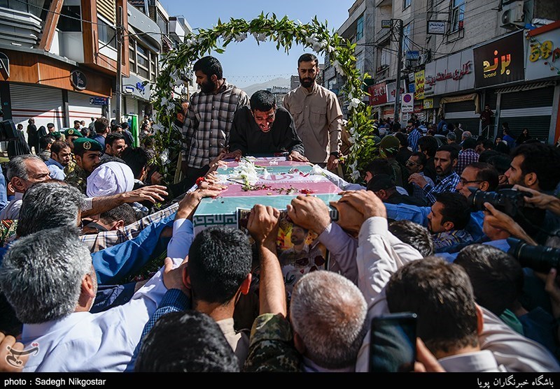 پیکر شهید مدافع حرم علیرضا قبادی