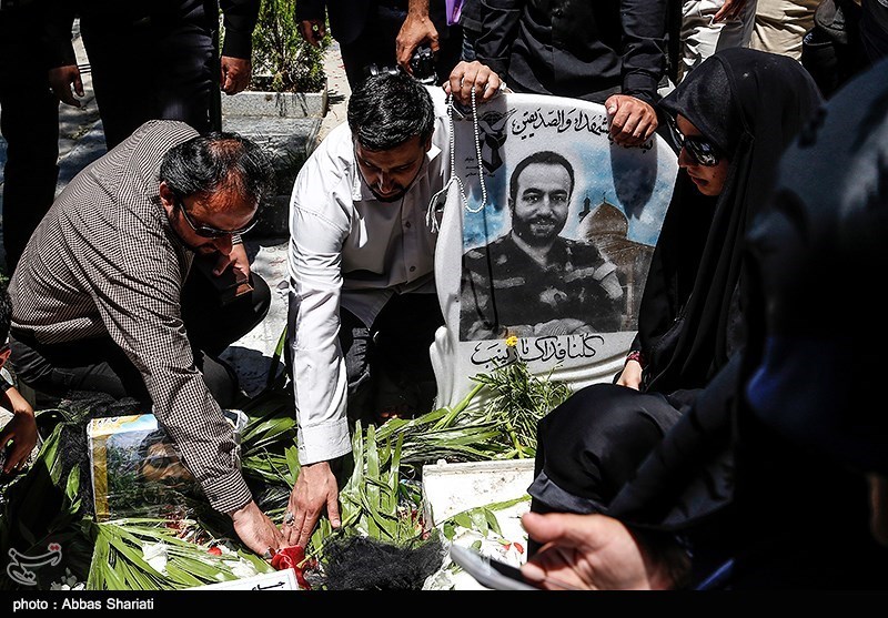 تشییع شهید مدافع حرم علیرضا قبادی در کرج