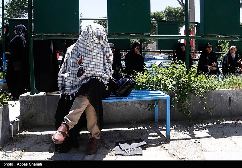 تشییع شهید مدافع حرم علیرضا قبادی در کرج