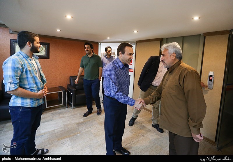 محمد گلریز خواننده