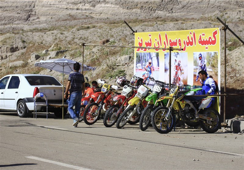 اتومبیل رانی و موتورسواری تبریز