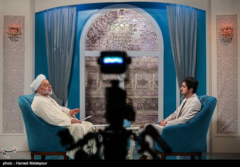 شبکه یک , شبکه دو , شبکه سه سیما , شبکه پنج , شبکه نسیم , صدا و سیما , عید نوروز , رامبد جوان , مهران مدیری , احسان علیخانی , سریال , 