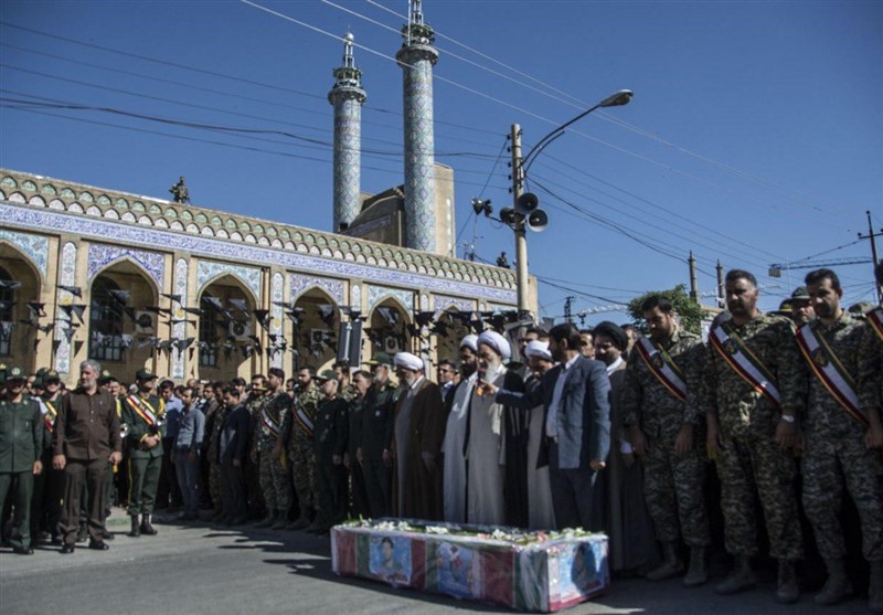 تشییع شهید در کرمانشاه