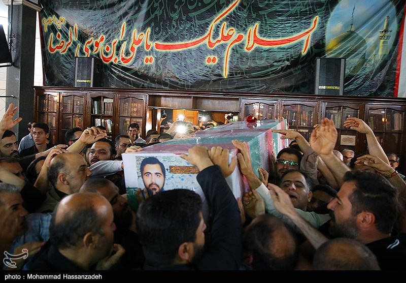 وداع با پیکر شهید جواد تیموری