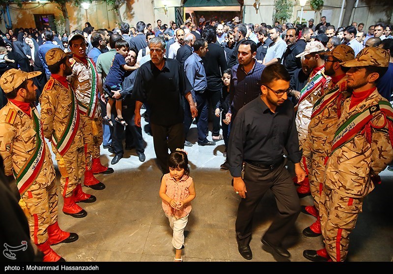 وداع با پیکر شهید جواد تیموری