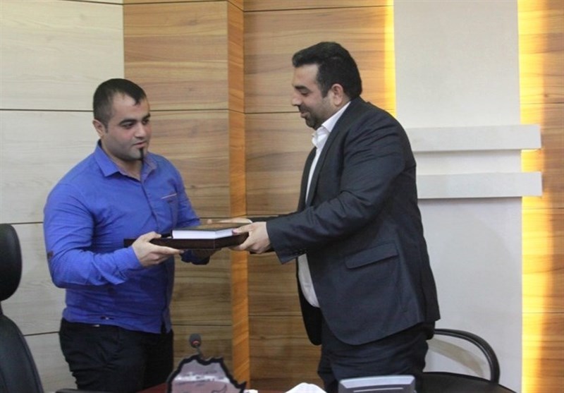 تجلیل از مدال‌آوران مسابقات جهانی پاورلیفتینگ خوزستان در اهواز