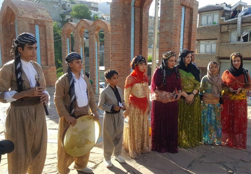 رالی صلح تهران- سردشت