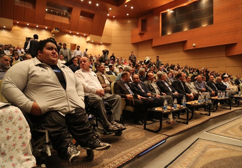 آئین تجلیل از قهرمانان و مدال‌آوران المپیک، جهانی، آسیایی و هیئت‌های ورزشی برتر کشور-ارومیه