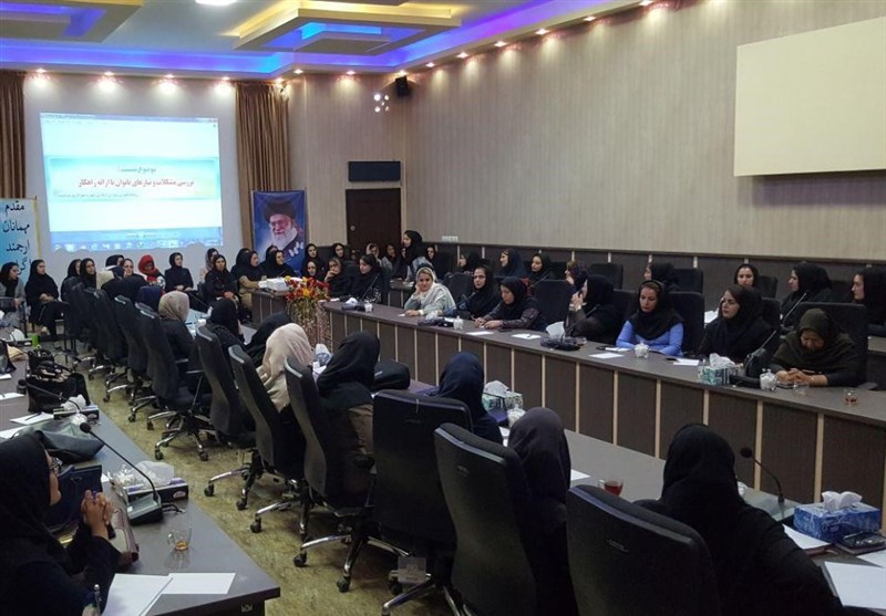 همایش بررسی مشکلات و نیازمندی‌های بانوان سردشت