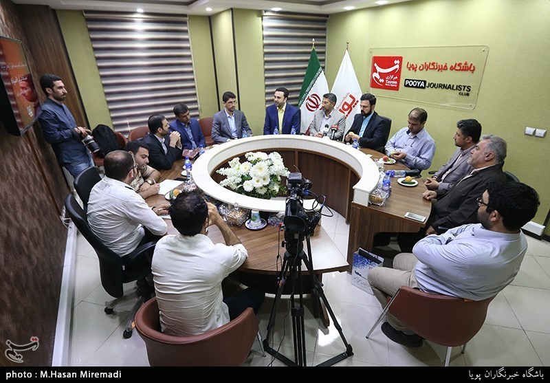 تقدیر از عوامل برنامه قرآنی اسراء