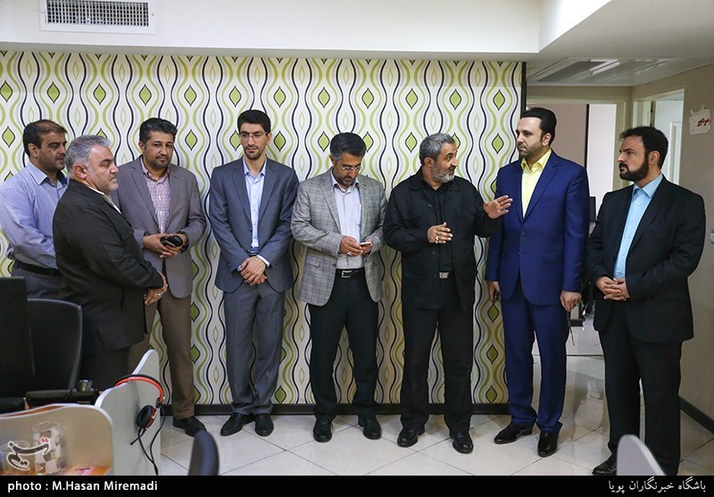 تقدیر از عوامل برنامه قرآنی اسراء