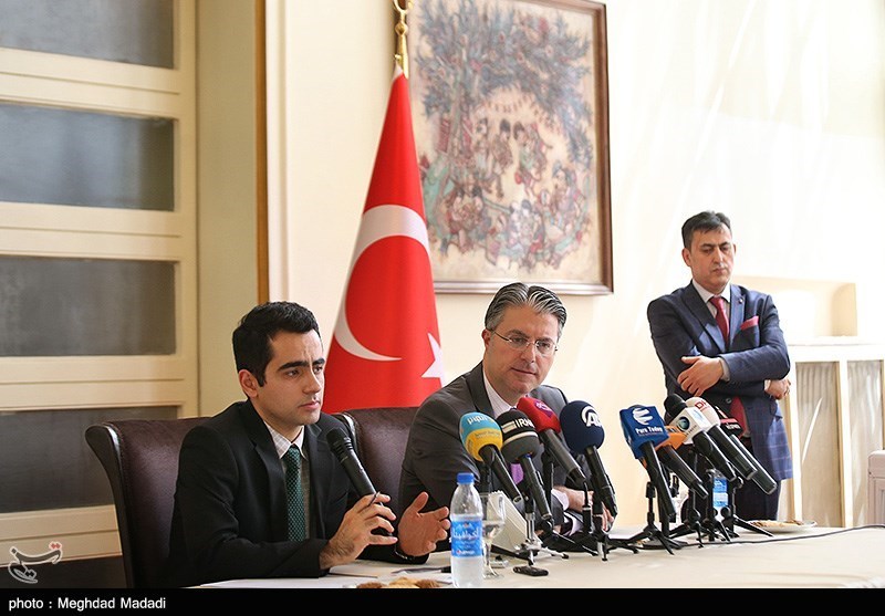 نشست خبری "رضا هاکان تکین" سفیر ترکیه