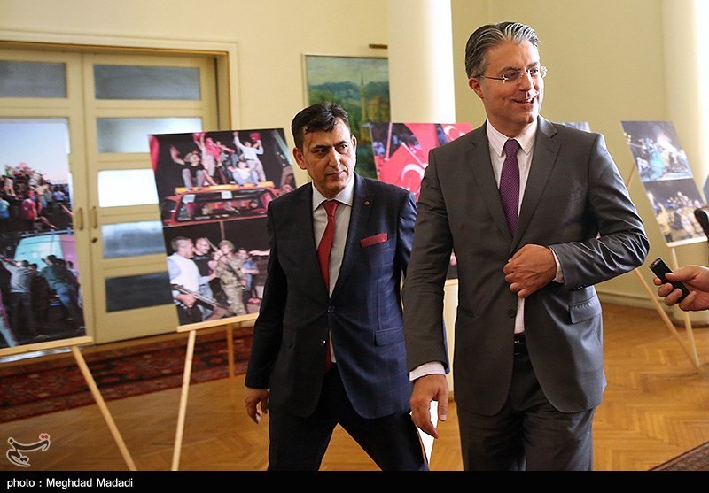 نشست خبری "رضا هاکان تکین" سفیر ترکیه