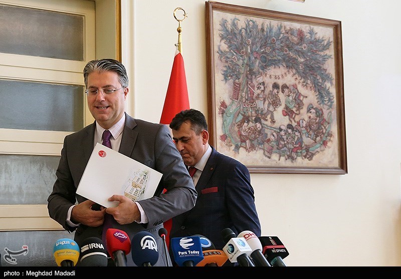 نشست خبری "رضا هاکان تکین" سفیر ترکیه