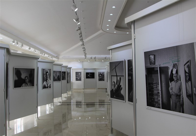 نمایشگاه عکس شخصیت‌های فرهنگی ایران معاصر در نخجوان 