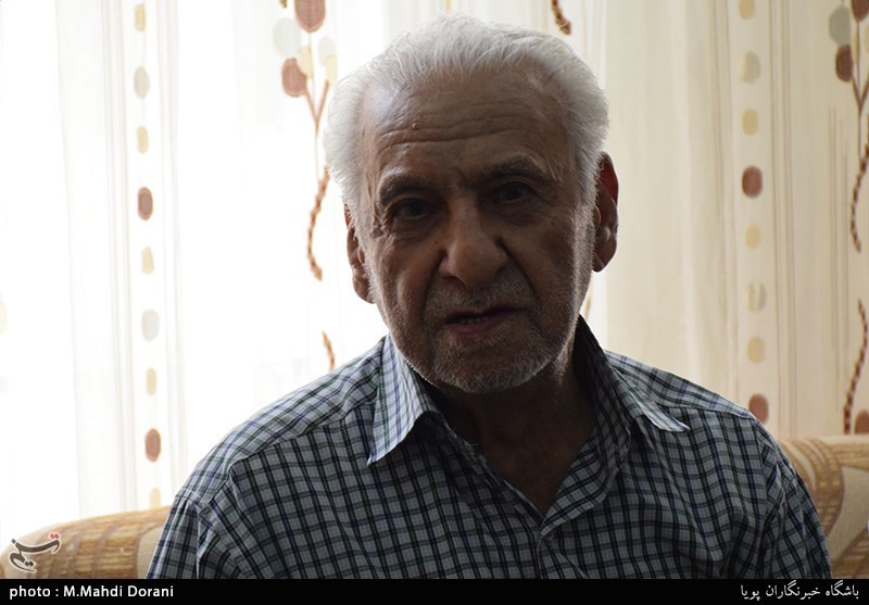 دیدار جامعه قرآنی با خانواده شهید حسین آقاخانی
