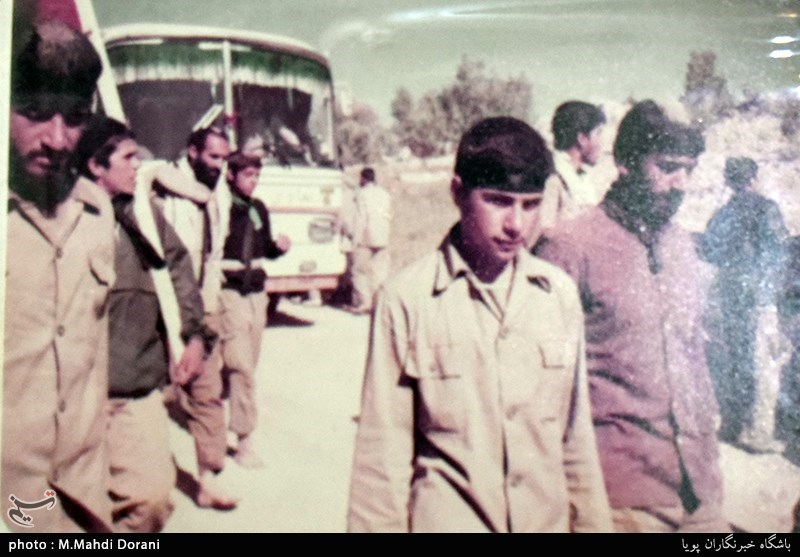 دیدار جامعه قرآنی با خانواده شهید حسین آقاخانی