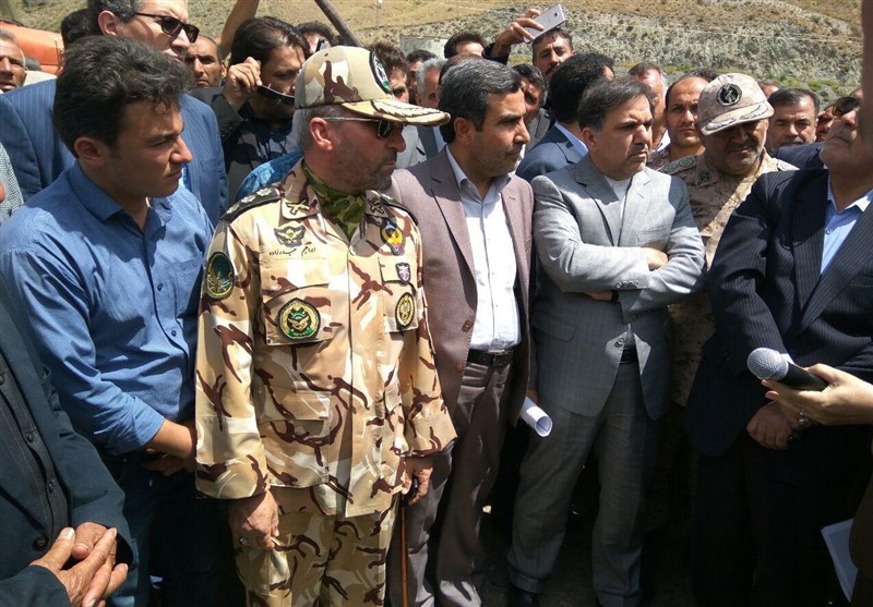 وزیر راه و شهر سازی در مرز رازی خوی