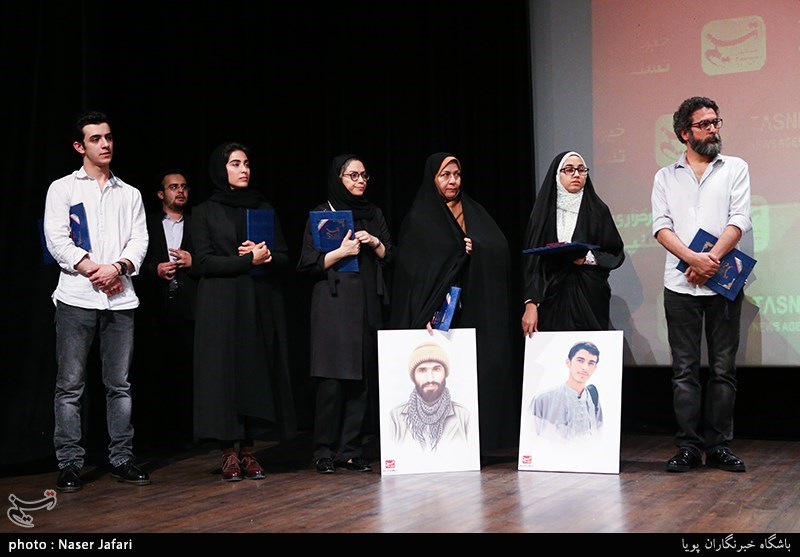 تقدیر از عوامل فیلم ویلایی ها