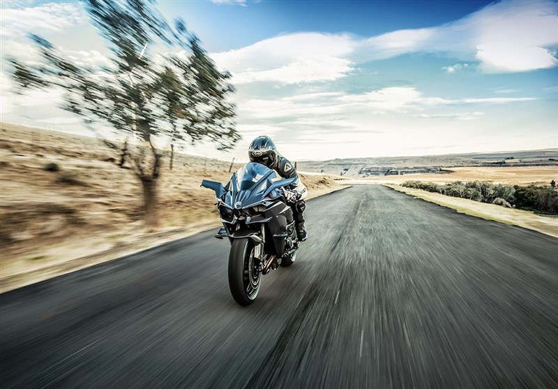 موتورسیکلت کاوازاکی اچ 2 آر