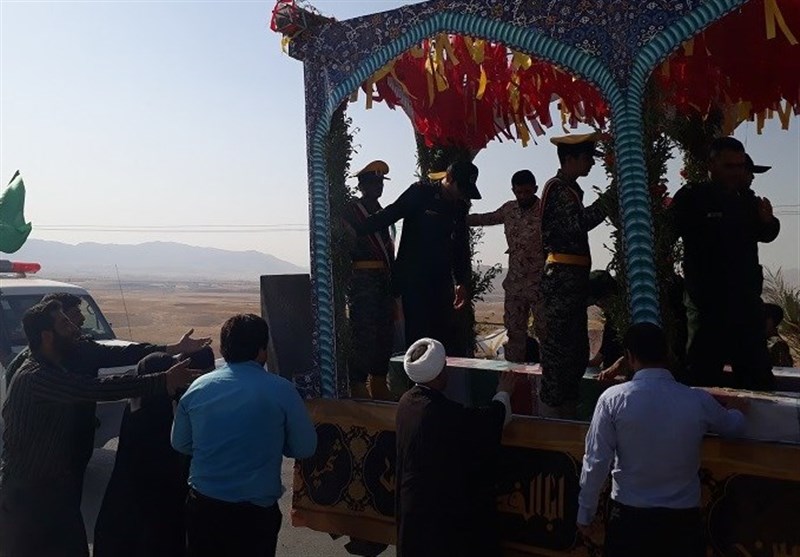 وداع دانشجویان و اساتید دانشگاه باغملک با شهدای گمنام