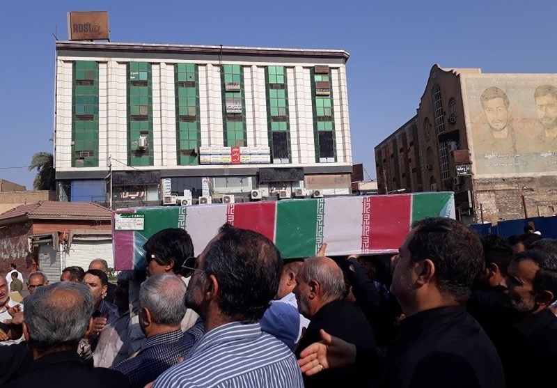 تشییع پیکر غواص شهید در اهواز