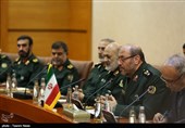 استقبال رسمی  از محمود الحیالی وزیر دفاع کشور عراق